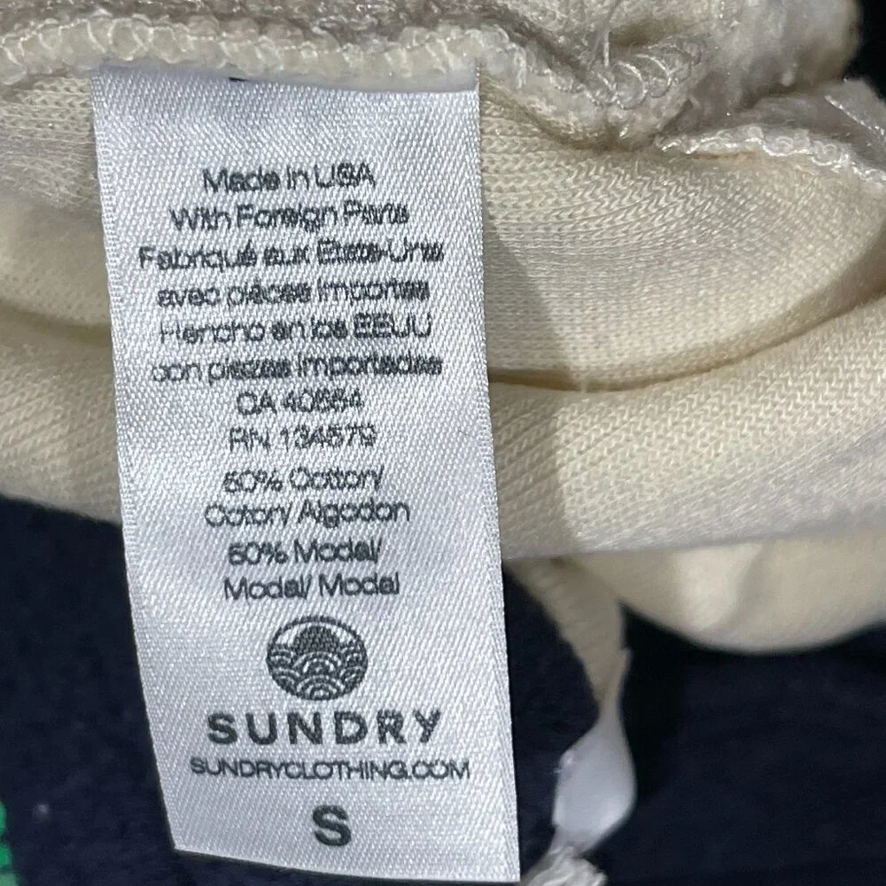 Sundry Navy and Cream Color block Shorts. Size Small - NWT